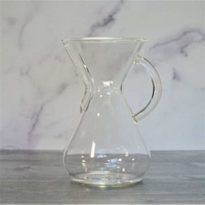 Chemex coffee maker with handle